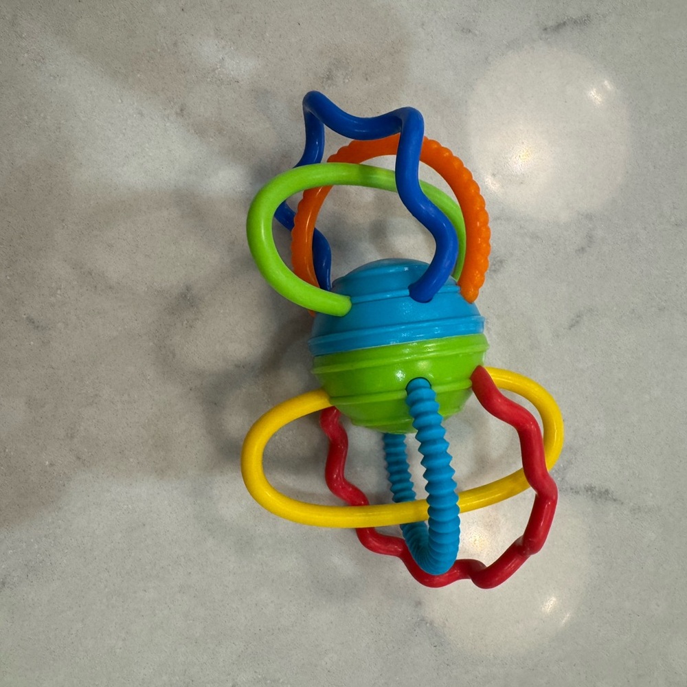 OBall Kids II inc Colorful Baby Twist and Turn  Toy